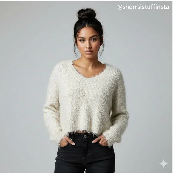 EXCELLENT Anthropologie Knitted & Knotted Ivory Fuzzy Snowfrost Sweater XS - Picture 1 of 12